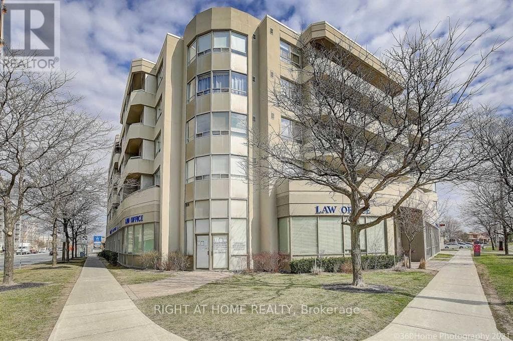 215 - 555 Wilson Heights Boulevard, Toronto